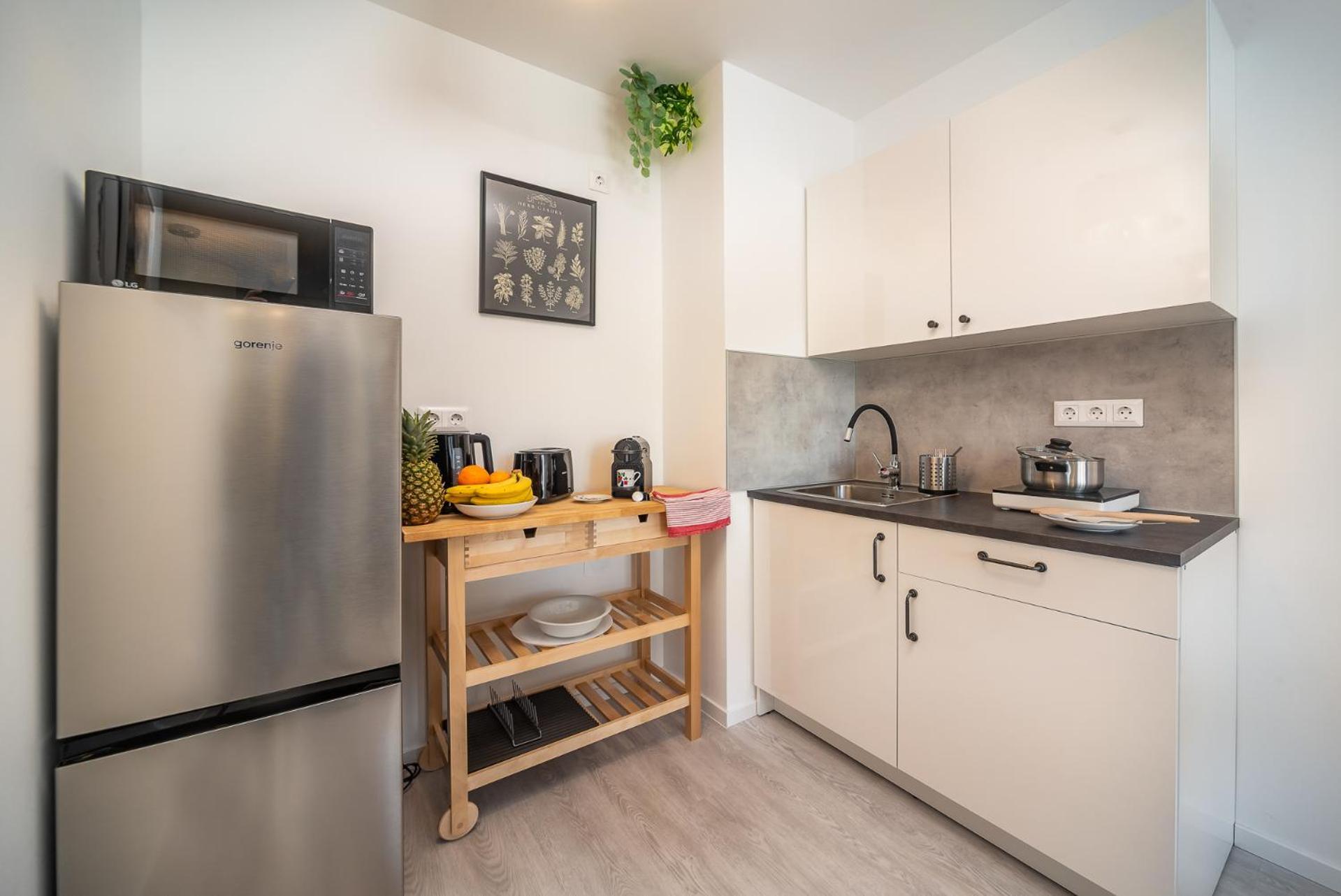 Apartment Sunlit Heaven 2-bdr